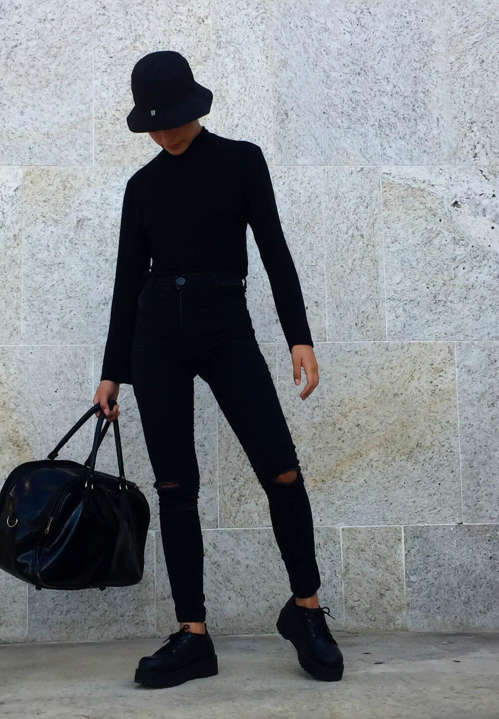 2922c6_a17d2a4b28bc4e82a09e244b1276937emv2-9539358