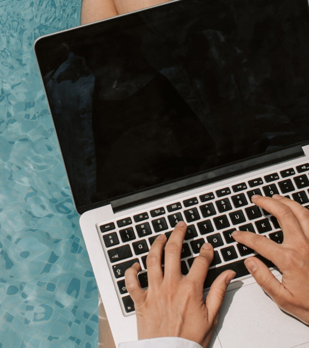 2922c6_4d9021b6d8ee433baca8b78d5cf595f9mv2-5987615