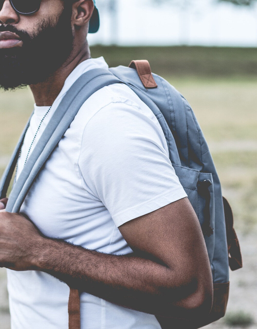 2922c6_9a1df28e5c3542c09bbd932318be0d4fmv2-4372179