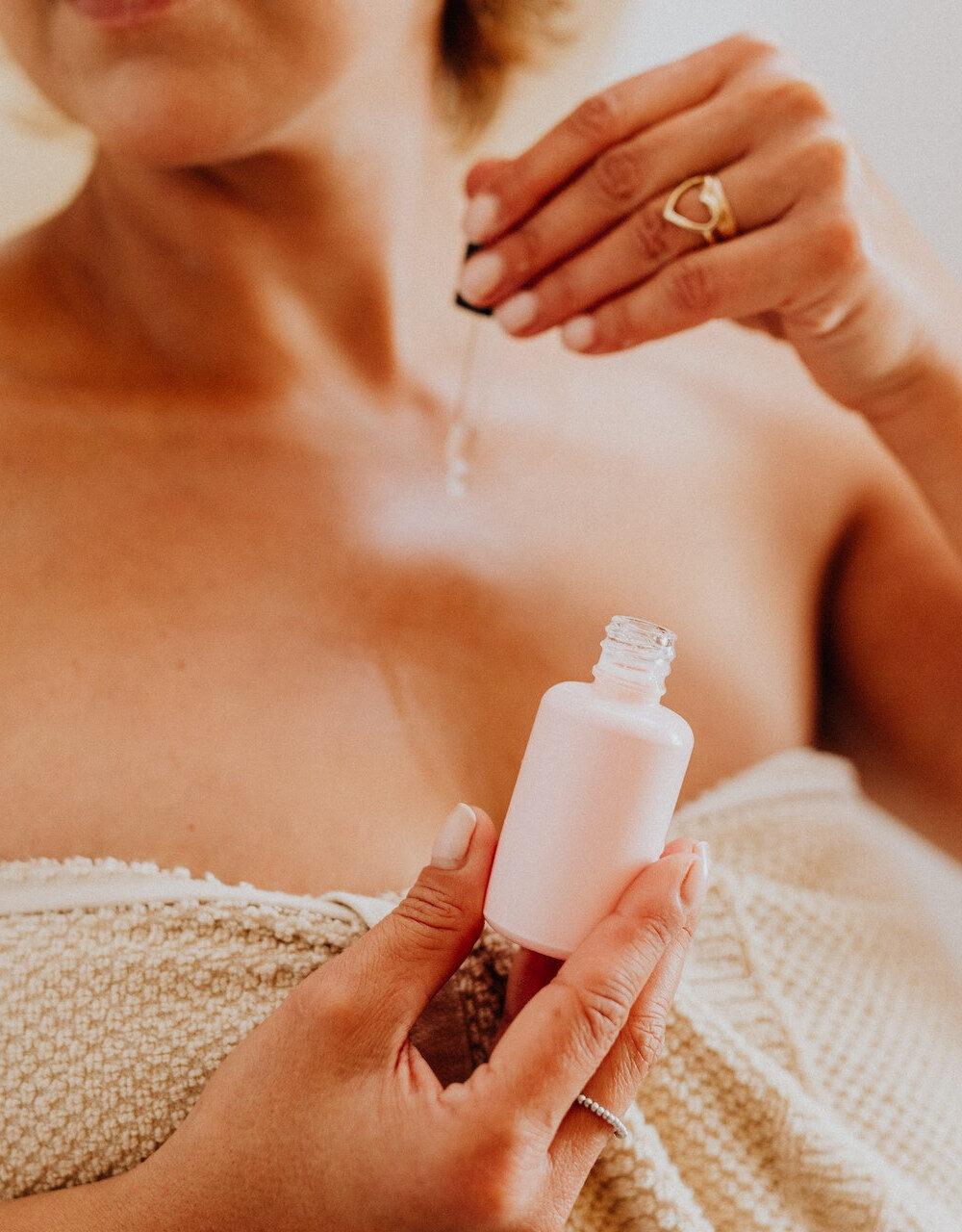 2922c6_f60de3795bf94eb78c72990cfa9112f8mv2-9201414