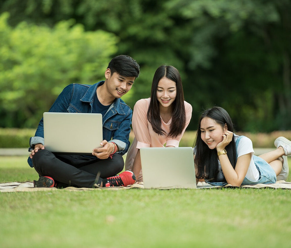 2922c6_bb8256d5488c49bab87a0e51971d5a3fmv2-2523590