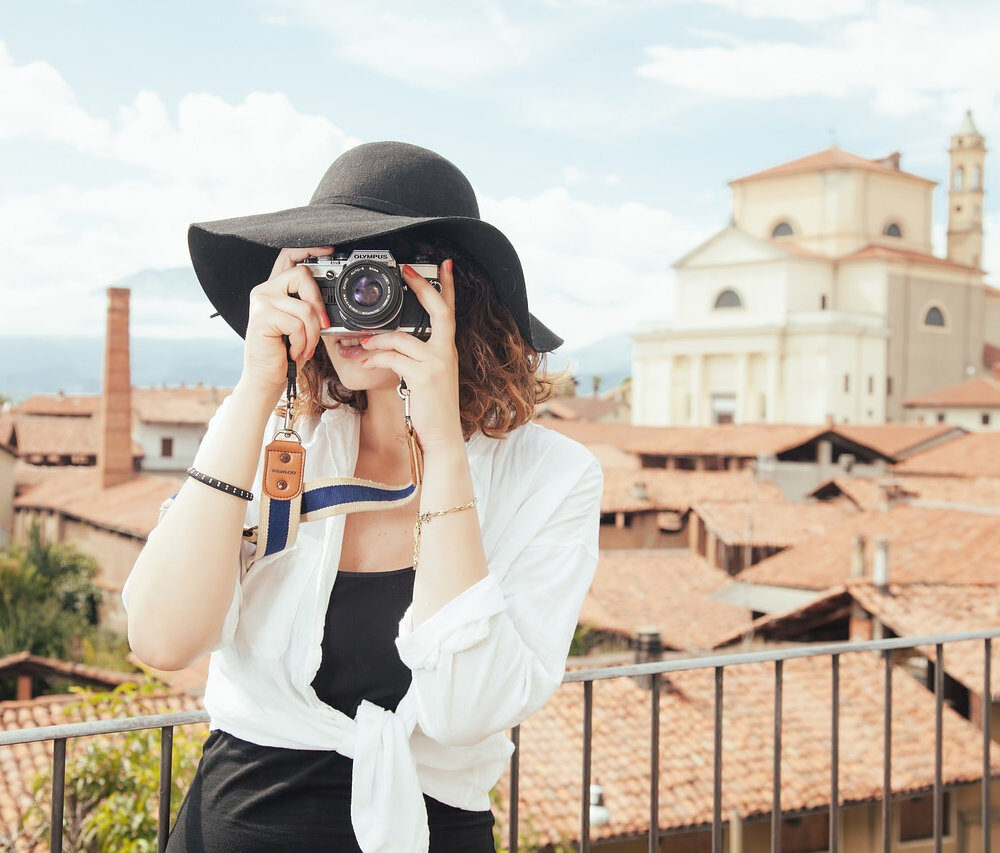 2922c6_eafc26323cd742dc8ef837ee165251efmv2-6254940