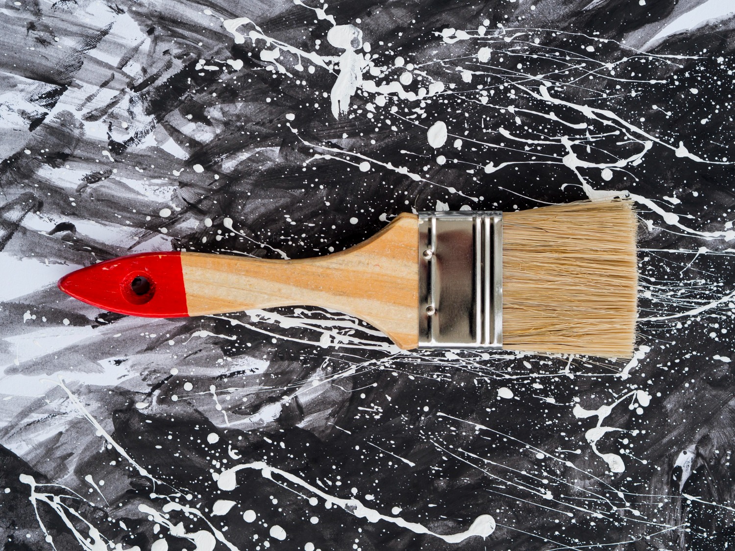 mise-plat-peinture-pinceau-1520408