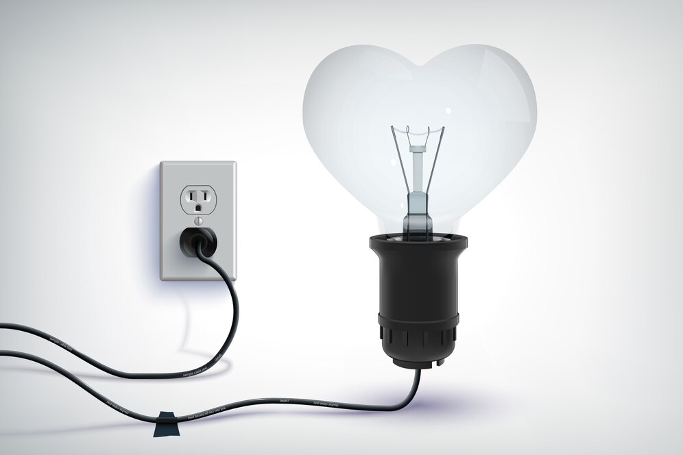 concept-romantique-realiste-ampoule-filaire-realiste-forme-coeur-prise-courant-isolee_1284-49295-1605328