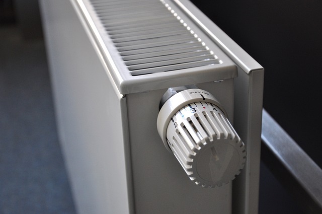 radiator-250558_640-2540088