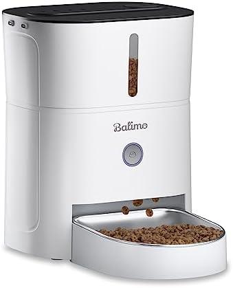 Top 4 des distributeurs de croquettes innovants pour chouchouter vos chats !