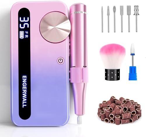 Découvrez les Must-Have Manucure 2022 : Ponceuses,⁣ Lampes UV & Kit Vernis - Ne passez pas à côté !