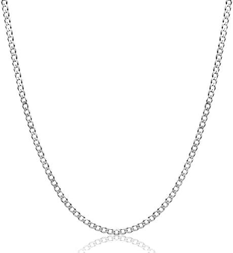 Découvrez les bijoux tendance qui font fureur : chaînes, perles et punk